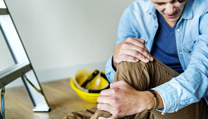 Accident du travail ou maladie professionnelle : le questionnaire portant sur les circonstances ou la cause des faits doit être adressé après des intéressés